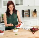 Belwares Plastic Cutting Boards Set of 3, with Non-Slip Feet & Deep Drip Juice Groove - Image 4